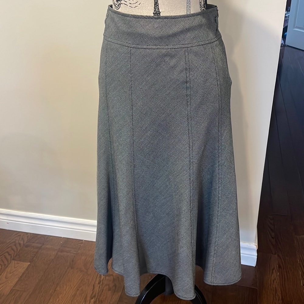 STRUCTURED MIDI SKIRT